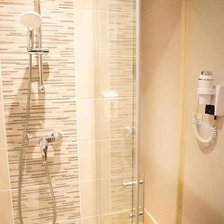 Castillan Hotel La Grave