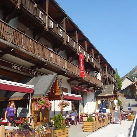 Hotel Castillan 3*