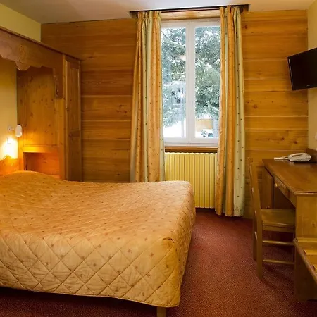 Castillan 3*