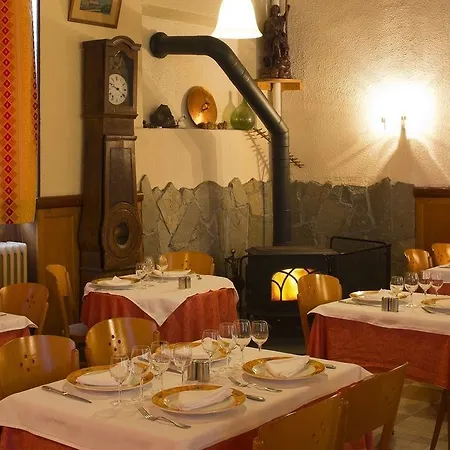 Castillan 3*